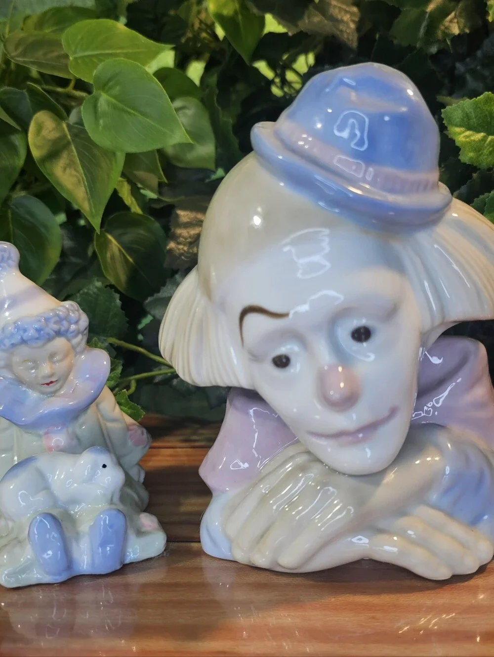 Vintage Pastel Porcelain Clown Figurines Lot of 2 Large Clown Bust & Seated Clow